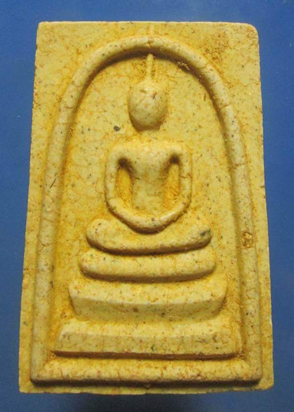 พระสมเด็จวัดระฆัง รุ่น 214พิมพ์ใหญ่ทรงนิยม(แตกลายงา)เกศทะลุซุ้มพร้อมกล่องสวยเดิมๆ 