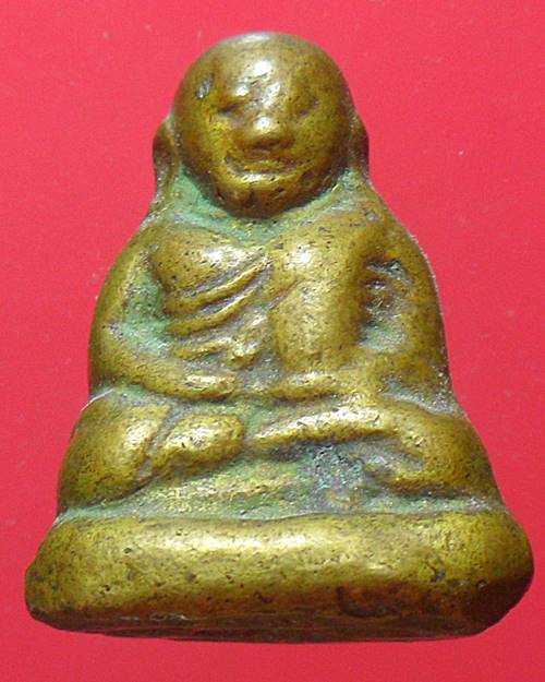 รูปหล่อหลวงพ่อเงิน บางคลาน พิจิตร เคาะเดียว