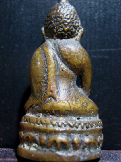 พระกริ่งบัวรอบใหญ่ท่านเจ้าคุณนรฯ ปี2512 เนื้อทองผสม ออกที่วัดวังกระโจม จ.นครนายก มาพร้อมบัตรรับรอง