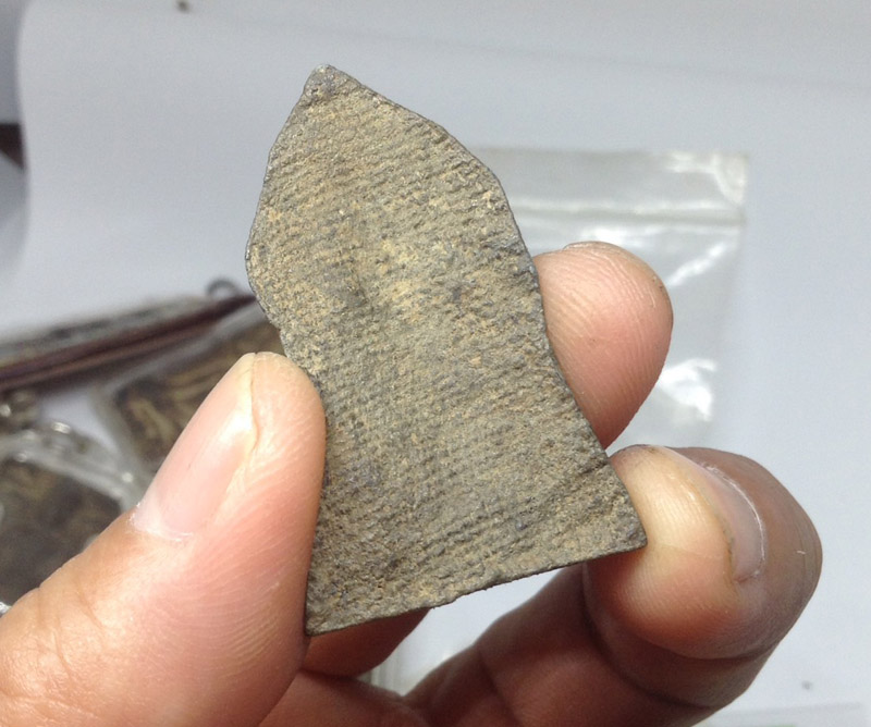 มอบเป็นของขวัญปีใหม่....ชินราช ใบเสมา เนื้อชิน แบ่งเบาๆครับ...