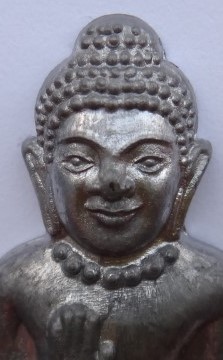 พระร่วงหน้าพระธาตุ ชลบุรี ปี17 หลวงปู่ทิมปลุกเสก มีกล่องเดิม ********** 2องค์ เคาะเดียว