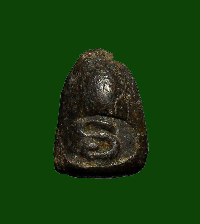 พระกรุท้ายตลาด พิมพ์สมาธิเล็กข้างเส้น เนื้อผงใบลาน วัดท้ายตลาด สภาพสวยสมบูรณ์