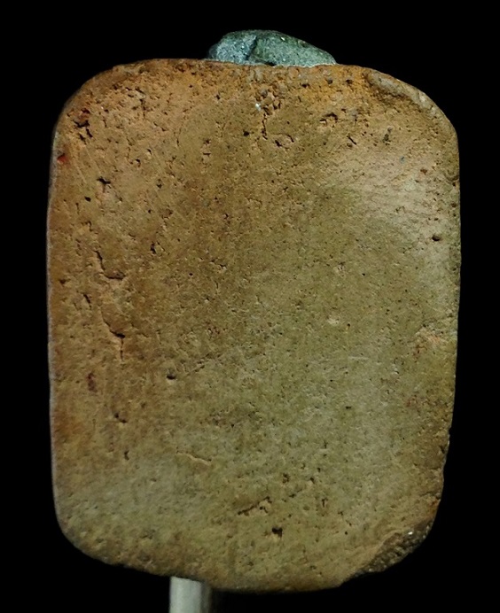 หลวงพ่อฤษีลิงดำ พิมพ์หลวงพ่อปาน ทรงขี่นก 2527  (เคาะเดียว)