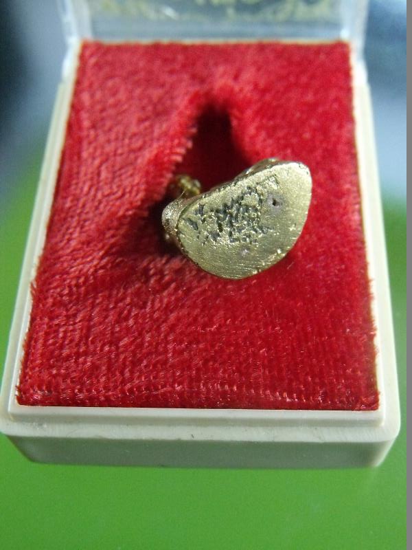 รูปหล่อหลวงพ่อเงิน วัดบางคลาน พิจิตร