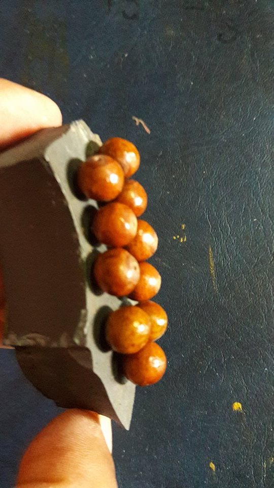 เม็ดประคำ ใหญ่ หลวงปู่หมุน วัดบ้านจาน พร้อมซองเดิม 