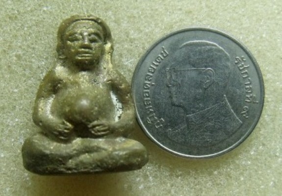 **วัดใจ**พระสังกัจจายน์ เนื้อทองผสม เก่าๆไม่ทราบที่**สวยๆ เชิญชมครับ
