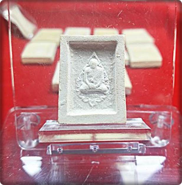 P02.พระคำข้าวหลวงพ่อฤาษีลิงดำปลุกเสก รุ่นสองสภาพสวยคมชัดลักษณะพิเศษจัดให้เบาเบา