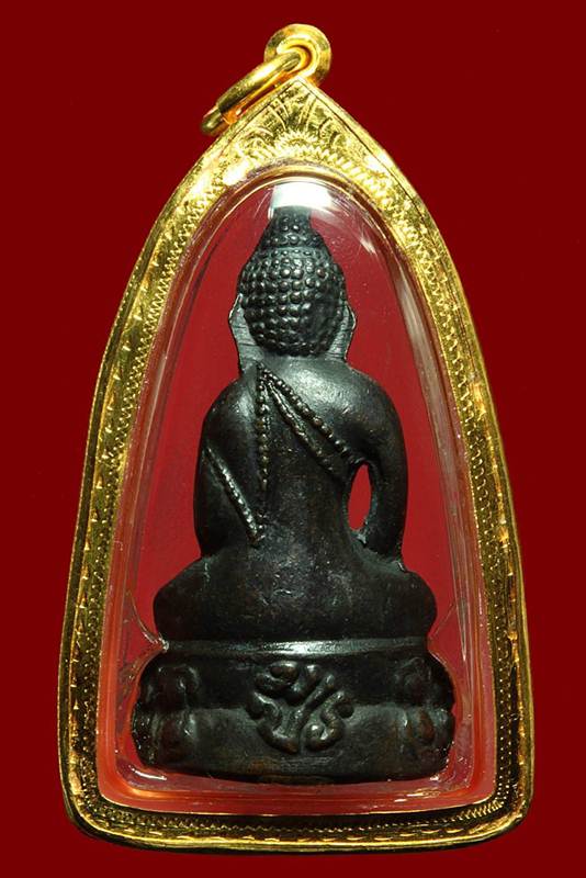 พระกริ่งโสฬส มปร. วัดราชประดิษฐ์ ปี 2515 เนื้อทองเหลืองรมดำ สภาพสวยเดิม พร้อมเลี่ยมทองกันน้ำ 