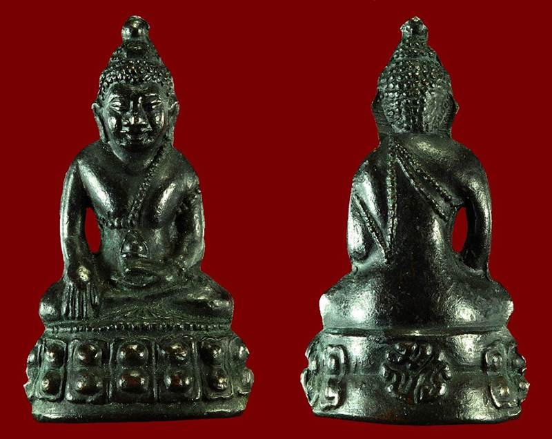 พระกริ่งโสฬส มปร. วัดราชประดิษฐ์ ปี 2515 เนื้อทองเหลืองรมดำ สภาพสวยเดิม พร้อมเลี่ยมทองกันน้ำ
