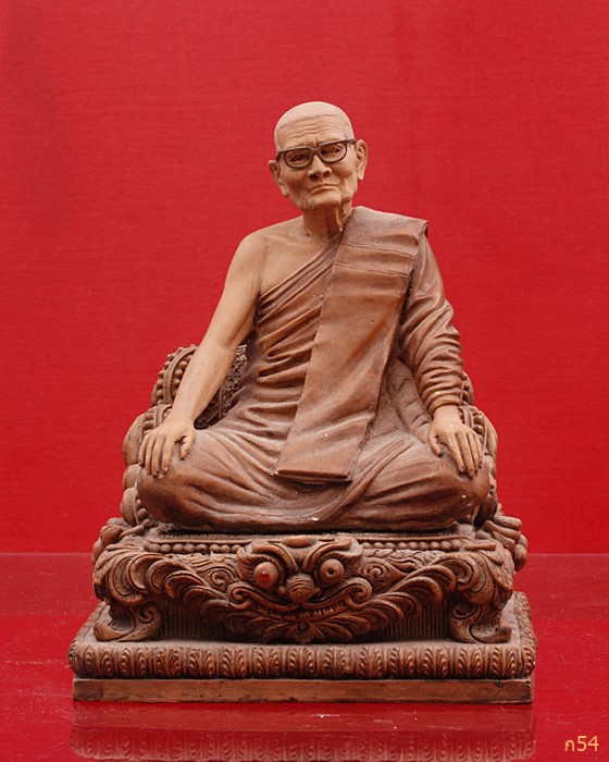 พระบูชาหลวงปู่แหวน วัดดอยแม่ปั๋ง