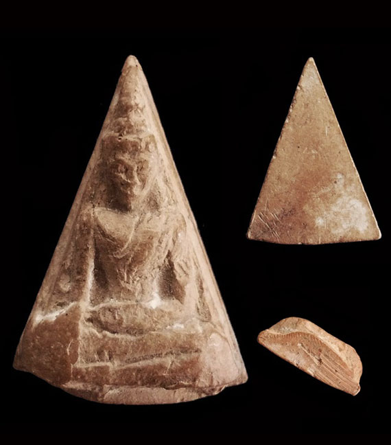 เคาะเดียว พระนางพญาของหลวงปู่โต๊ะ วัดประดู่ฉิมพลี สร้างปี2472 พิมพ์มีหน้ามีตา สภาพสวย 