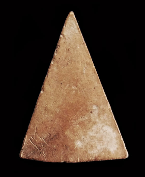 เคาะเดียว พระนางพญาของหลวงปู่โต๊ะ วัดประดู่ฉิมพลี สร้างปี2472 พิมพ์มีหน้ามีตา สภาพสวย 