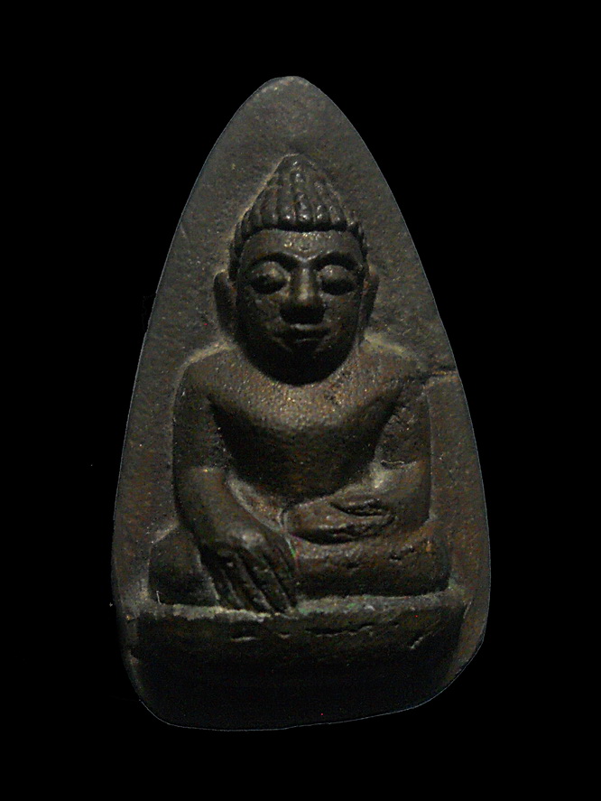 พระถ้ำเสือ รุ่นแรก (๕ มงคล) ปี2543 เนื้อนวะ จ.สุพรรณบุรี เทศบาลอู่ทองจัดสร้าง พร้อมบัตรรับรองพระแท้