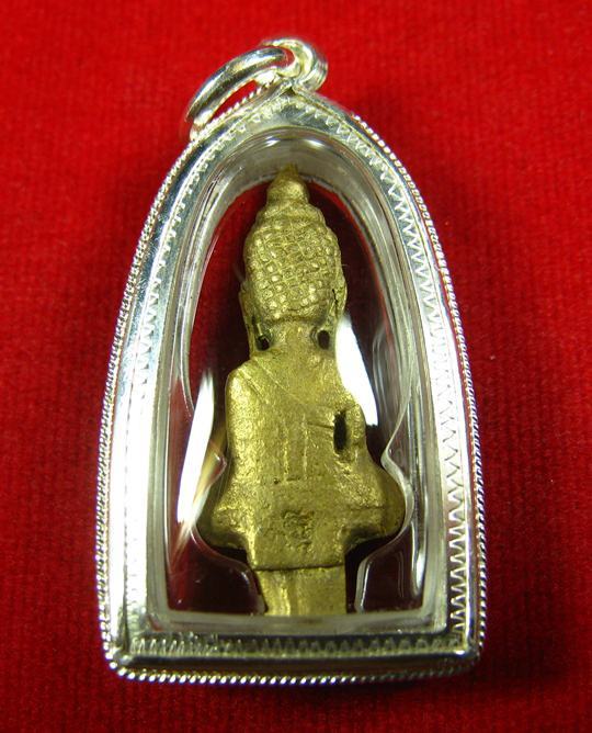 พระยอดธงหล่อโบราณเนื้อทองทิพย์ หลวงปู่หมุนฐิตสีโล วัดบ้านจาน ปี 2545 โค้ต”อิติ”