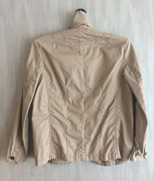 เสื้อJacket BG lab น้ำตาลอ่อน และเสื้อกันหนาว AIIZ