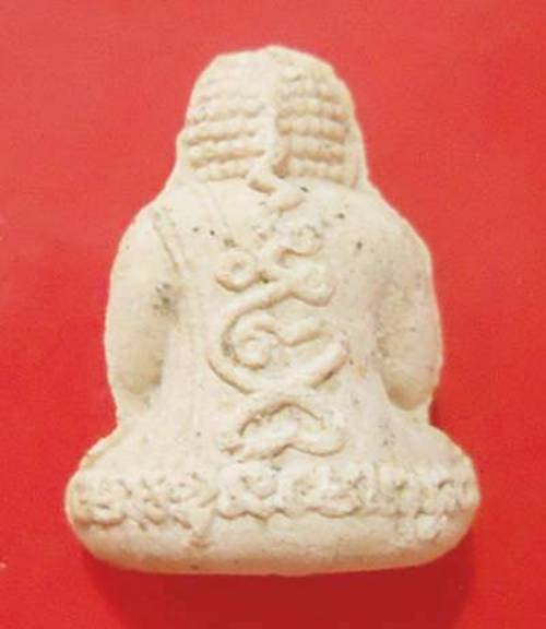 พระปิดตาหลวงปู่หมุน วัดบ้านจาน รุ่นไตรมาสรวยทันใจ ปี43 เนื้อผงงาช้างผสมผงกสิณ เนื้อขาวตอก 2 โค๊ต 