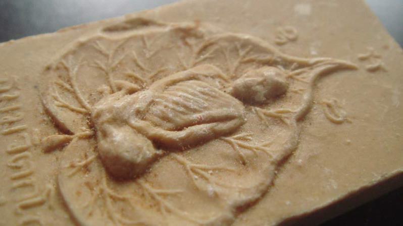 พระเนื้อผง....เจ้าคุณ นร พิมพ์รูปเหมือนใบโพธฺ์ ออกวัดศีลขันธาราม จ.อ่างทอง