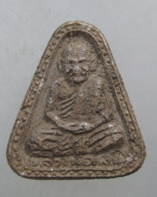 ๒๐ พระผงหลวงพ่อเงิน วัดบางคลาน ยุคหลัง