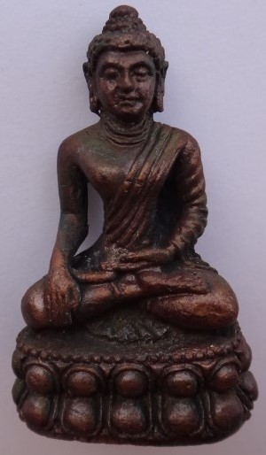 รวมชุดหลวงพ่อเปิ่น5องค์ ผง4 กริ่ง1 เคาะเดียว200