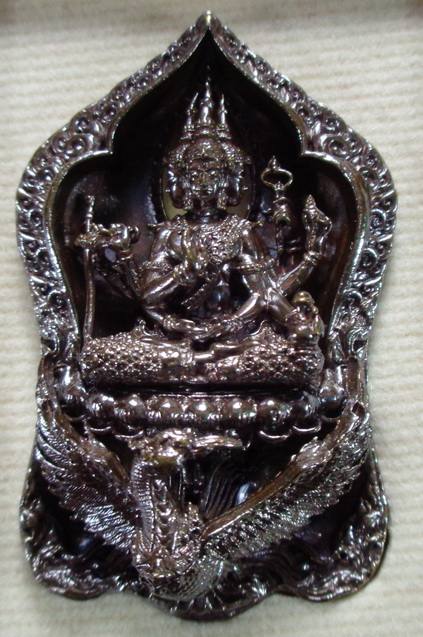 รูปหล่อพระพรหมสยามเทวา หลวงปู่คำเป็ง สำนักสงฆ์มะค่างาม เนื้อโลหะผสมรมมันปู ขนาด 1.5 นิ้ว สวยครับ