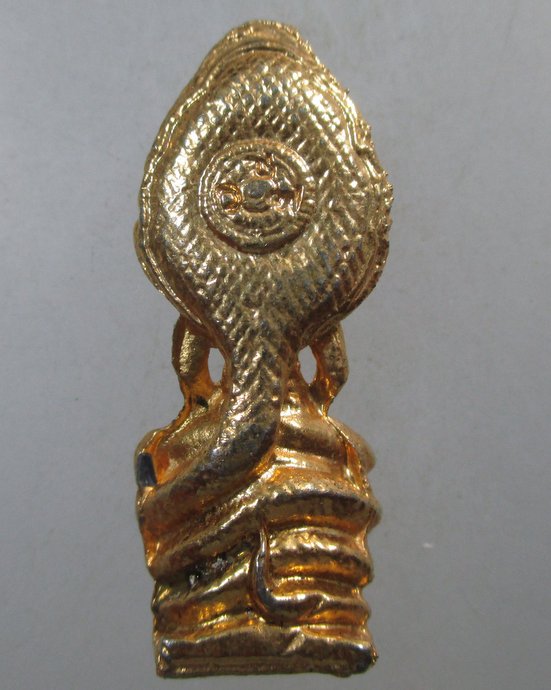 ๒๐ รูปหล่อพระนาคปรก กะไหล่ทอง