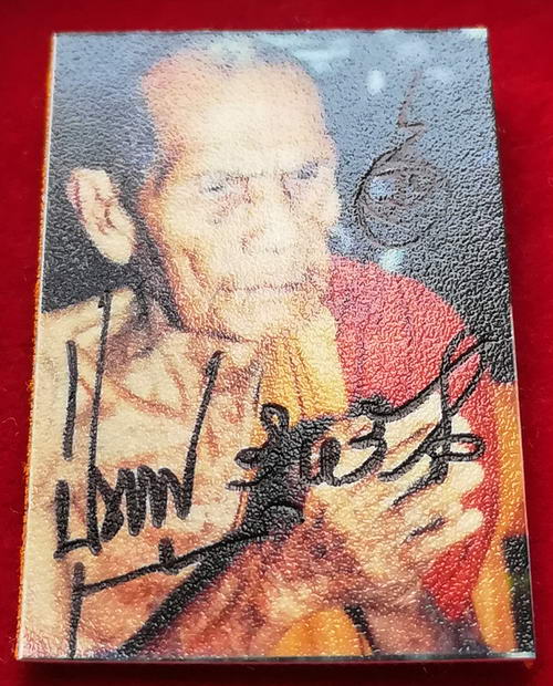 แจ้งโอนเงินสำหรับผู้ชนะประมูลครับ โอนได้ที่ ธ.กสิกรไทย สาขาจามจุรีสแควร์ เลขบัญชี 6302395592  ชื่อบั