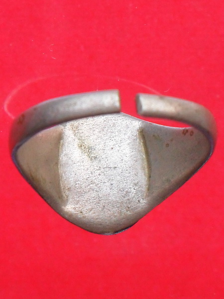 แหวนอัลปาก้า หน้าเงินลงถม หลวงพ่อแพ วัดพิกุลทอง 