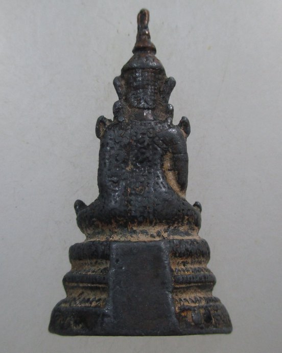 ๒๐ รูปหล่อพระพุทธทรงเครื่อง เนื้อตะกั่ว 1 นิ้ว