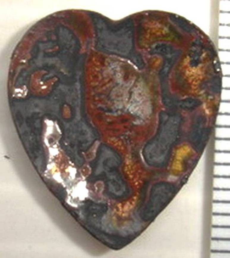 ล็อกเก็ต รูปหัวใจ เจ้าคุณนร ปี 13 หายาก