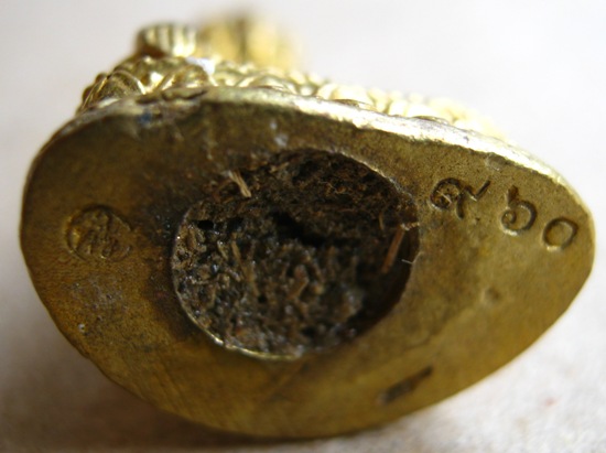 พระเศรษฐีนวโกฎิ หลวงพ่อเพี้ยน วัดเกริ่นกฐิน ปี2553 รุ่นเสาร์๕มหามงคล โค้ด+เลข960เนื้อทองเหลือง+กล่อง