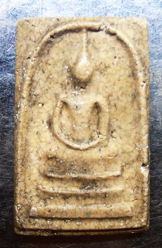 พระสมเด็จพิมพ์ใหญ่หลวงปู่นาคสวยๆครับ