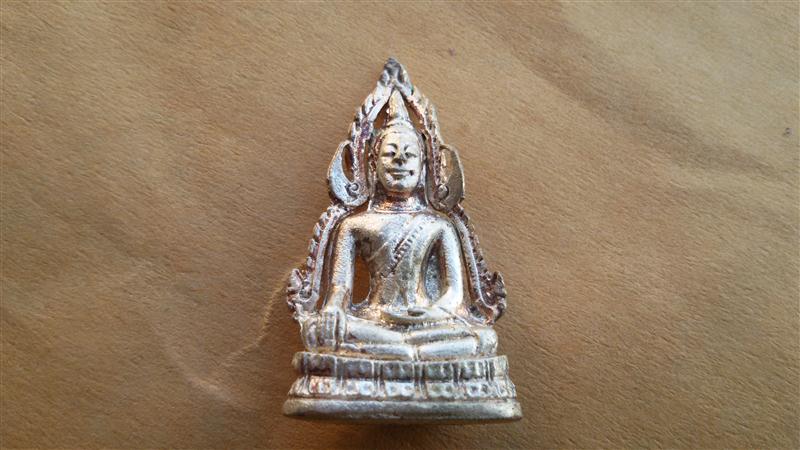 รูปหล่อพระพุทธชินราช 80 พรรษา (สมเด็จพระญาณสังวรฯ) วัดบวรนิเวศวิหาร ปี 2536 (ตอกโค๊ด)