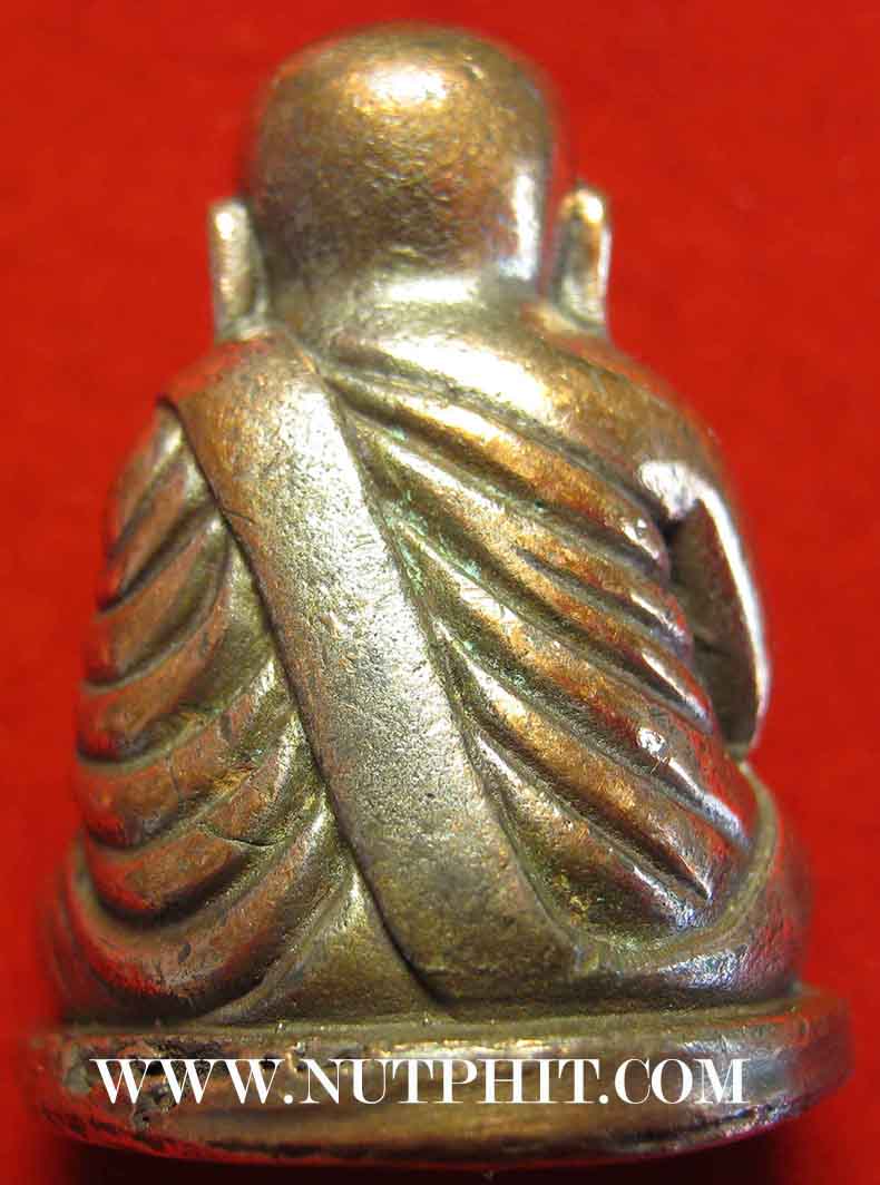 หลวงพ่อเงิน ทรงเจริญ จารึกอักษร เจริญ เลขมงคล ๑๓ ใต้ฐาน จากพิจิตรแท้ ๆ *220