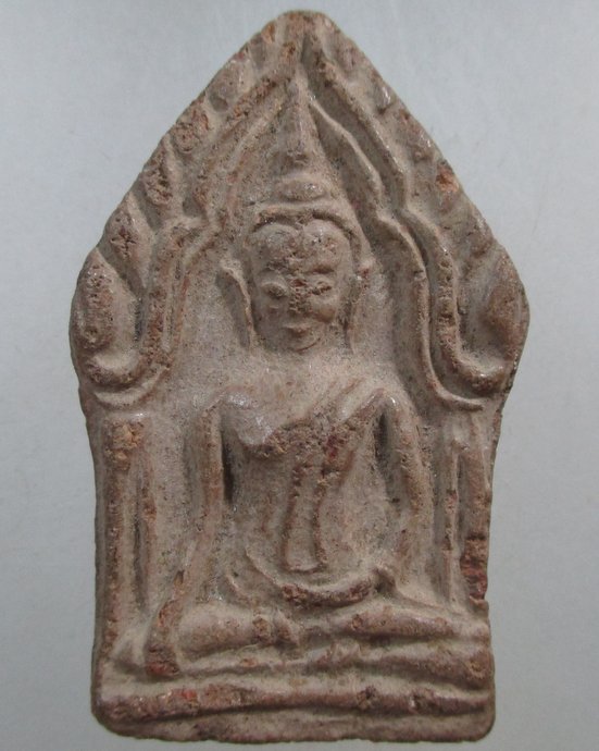 ๒๐ พระขุนแผนเนื้อดิน