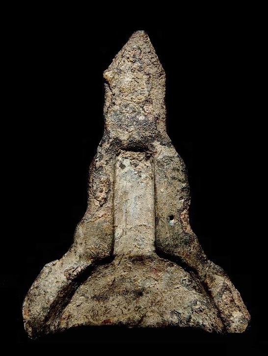 พระร่วงนั่งหลังลิ่ม ชินเงิน กรุเขาพนมเพลิง สุโขทัย ที่น่าศึกษาค้นคว้า