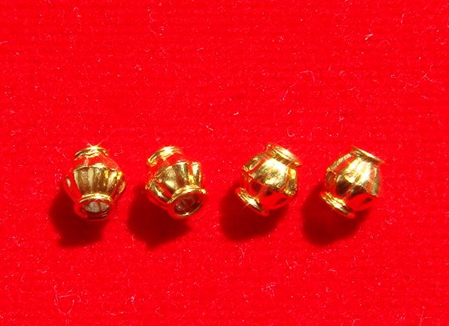เม็ดมะยมทองคำ 90% ขนาด 5 mm จำนวน 4 เม็ด