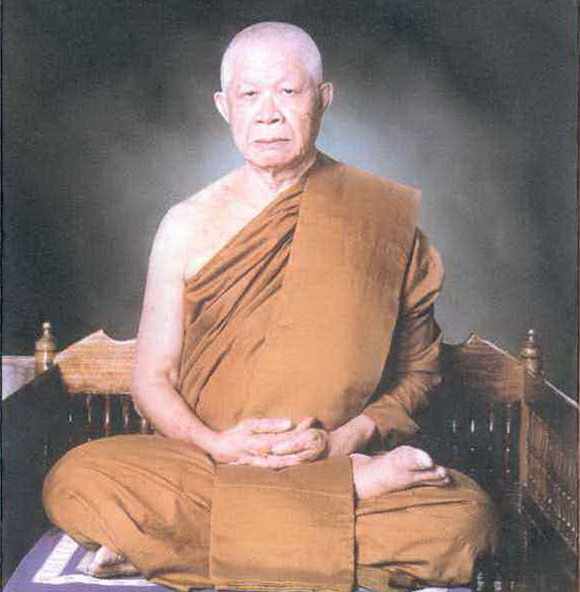 พระผงหยก หลวงพ่อวิริยังค์ วัดธรรมมงคล