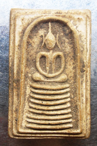 พระสมเด็จ9ชั้นหลวงปู่จันทร์ วัดศรีเทพ เก่าๆครับรุ่นแรก