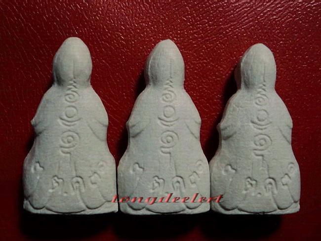 เจ้าแม่กวนอิม ญสส. สมเด็จพระญาณสังวรฯ วัดบวรนิเวศวิหาร รุ่นแรก สวยมากค่ะ