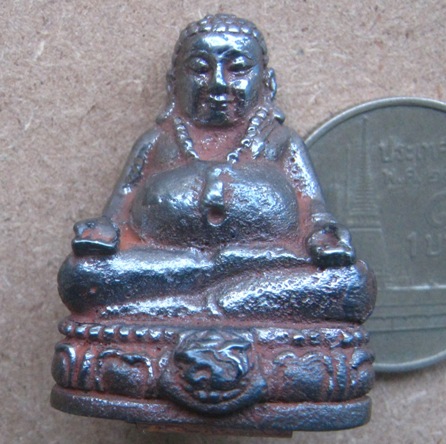 พระสังกัจจายน์ หลวงปู่แสน วัดบ้านหนองจิก ศรีสะเกษ ปี2560เลข53 เนื้อเมฆสิทธิ์ อุดกริ่งฝังตะกรุด+กล่อง