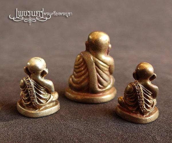 +++พระชุดหลวงพ่อเงินวัดบางคลาน ปี37 รุ่นอนุสรณ์อายุครบ 60 ปี พระครูพิบูลธรรมเวท (หลวงพ่อเปรื่อง) +++