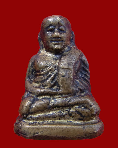 รูปหล่อหลวงพ่อเงิน วัดบางคลาน จ. พิจิตร