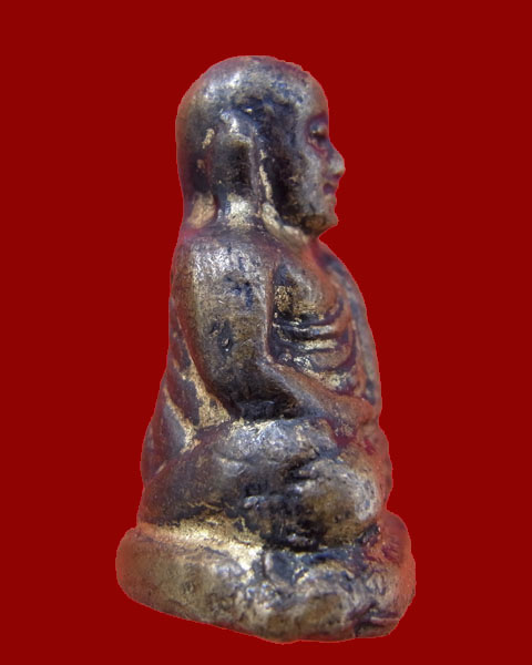 รูปหล่อหลวงพ่อเงิน วัดบางคลาน จ. พิจิตร