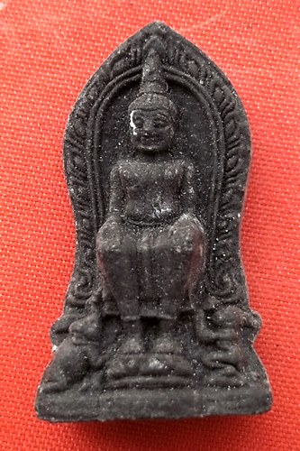 เริ่ม 10 บาท กับ พระเนื้อผงหลวงพ่อโต   …ER672