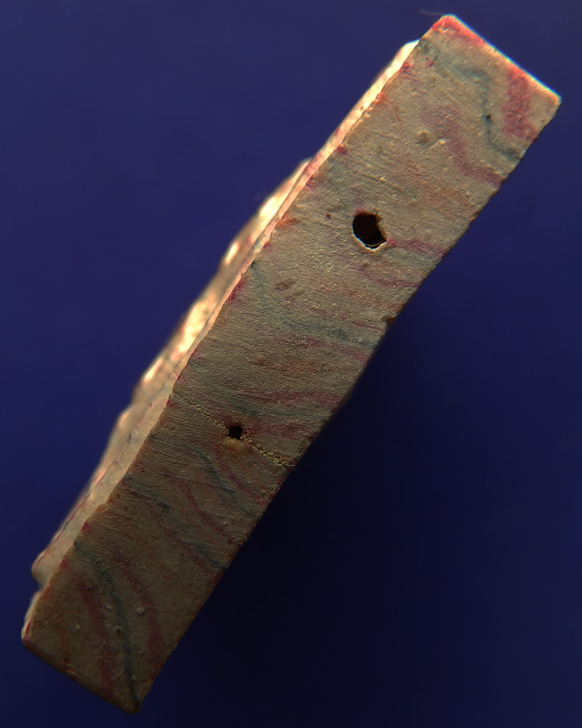 2.สมเด็จหลวงพ่อแพ วัดพิกุลทอง พิมพ์ฐานสิงห์ สายรุ้ง ตะกรุดทอง 3 กษัตริย์ ติดแผ่นทอง พร้อมกล่องเดิม