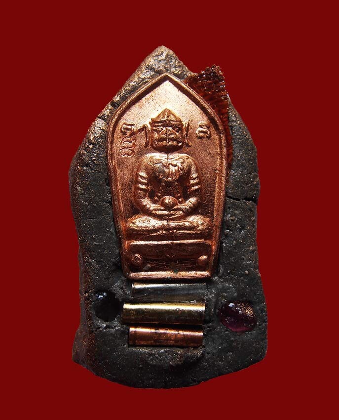 พระยอดขุนพล หลังฝังปรกหนุมาน วัดซับลำใย หลวงปู่หมุนเสก