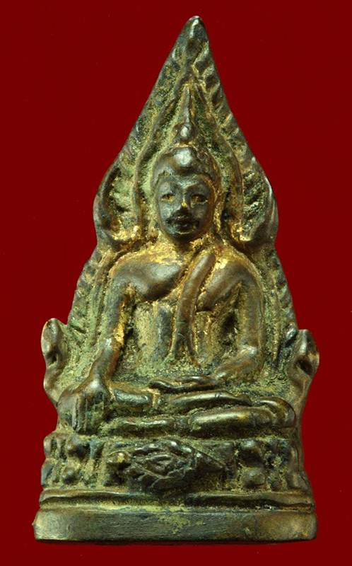 พระพุทธชินราชหล่อโบราณ หน้าอกเลานูน ก้นอุดกริ่ง ตอกสองโค๊ต ป ี 2500 สภาพสวยเดิม