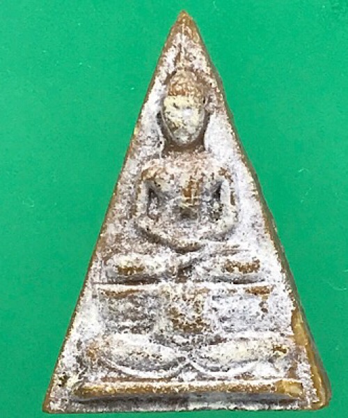 นางพญาวัดบ่อวิน หลังยันต์เฑาะ