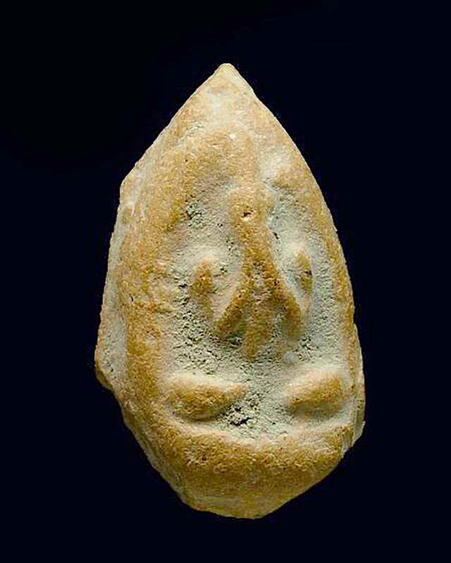 พระพิมพ์ปิดตาจิ๋ว เนื้อดินหลวงพ่อเงิน บางคลาน