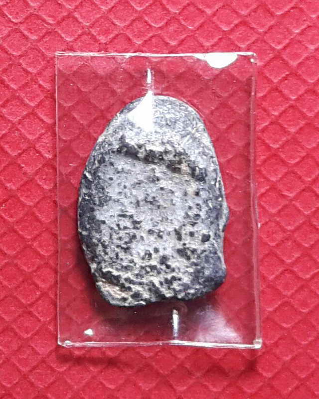 พระกรุวัดหนองกระทุ่ม ต.หนองนางนวล อ.หนองฉาง จ.อุทัยธานี พร้อมหนังสือหลวงพ่อจ้อย วัดศรีอุทุมพร นครสวร